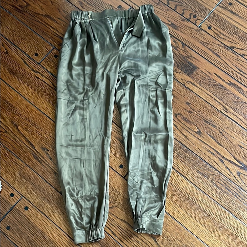 Silk Olive Green cargo Pants